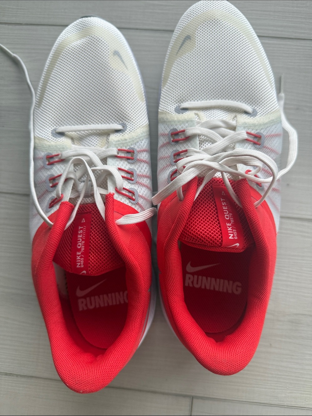 Nike quest White and Bright Red Men's Running Shoes